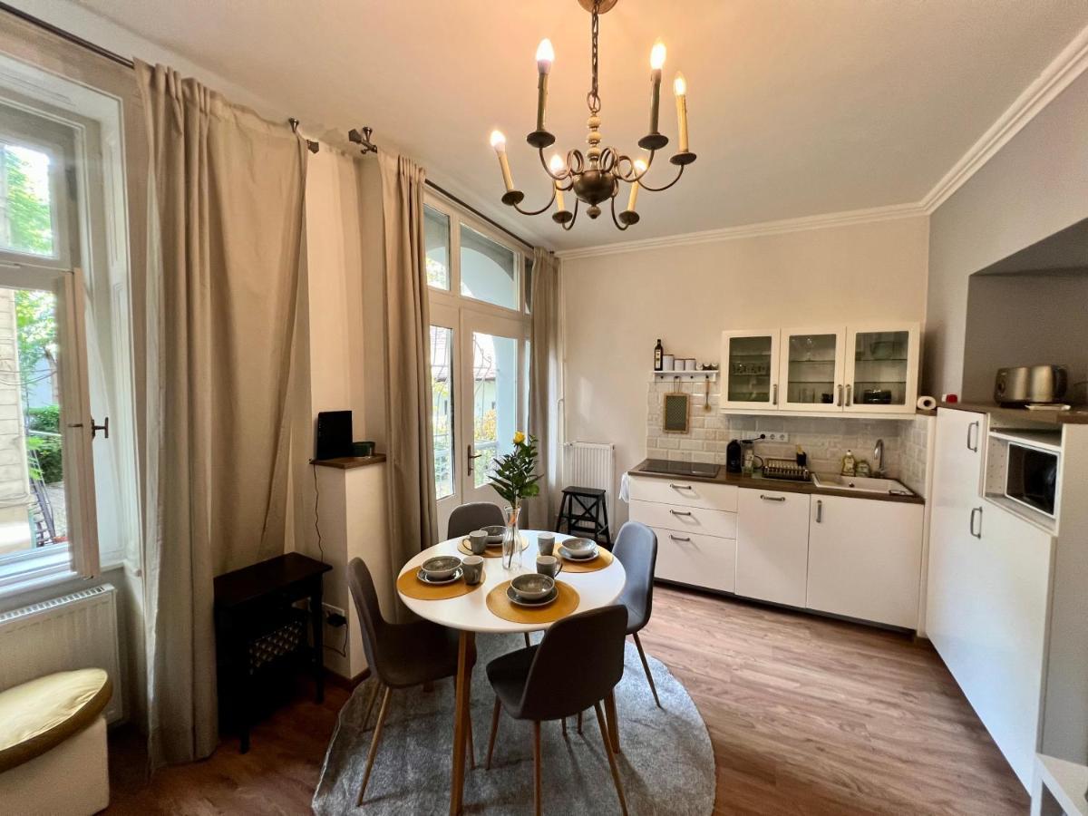 Adorable, Cosy Apartment At The Heroes' Square Βουδαπέστη Εξωτερικό φωτογραφία